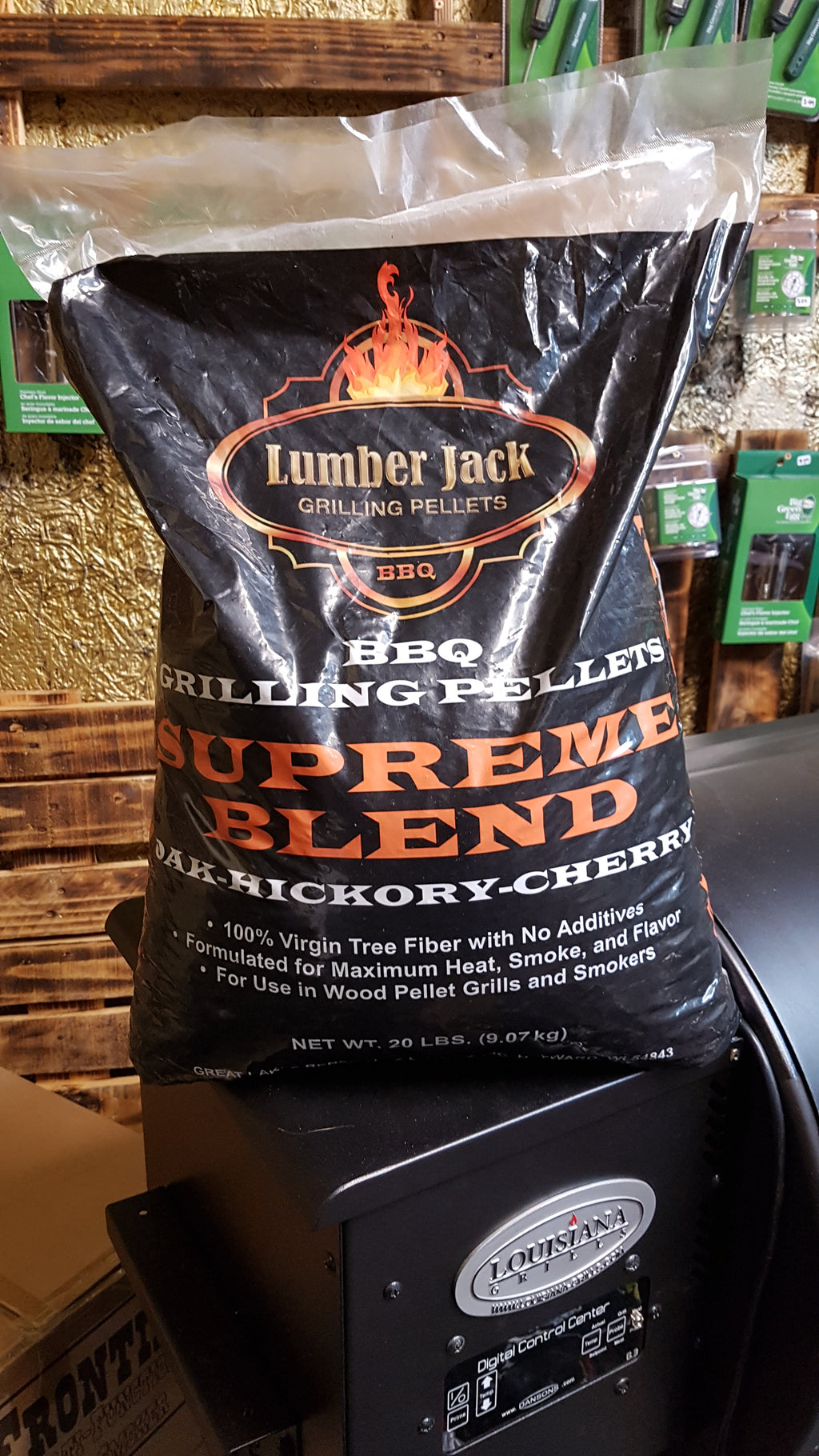 Supreme Blend Grilling Pellets by Lumber Jack