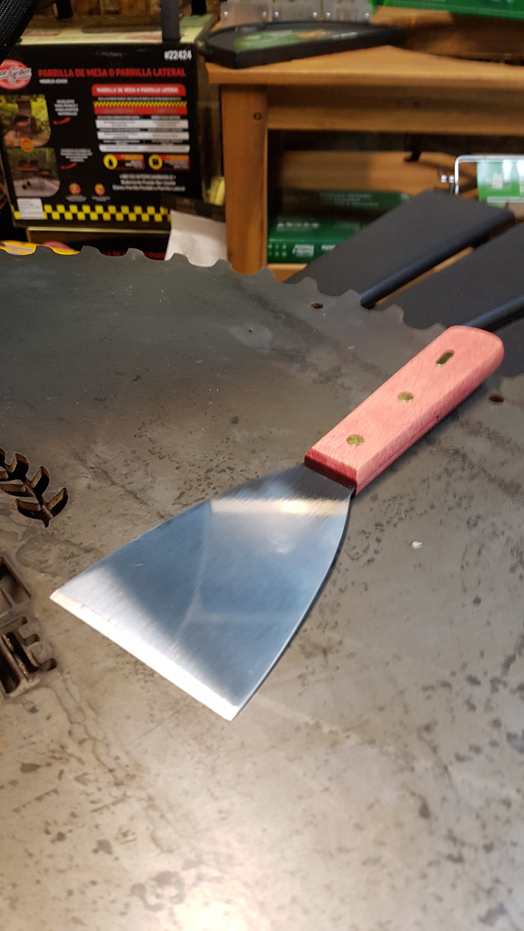 Stainless Steel BBQ / Hot Plate Scraper