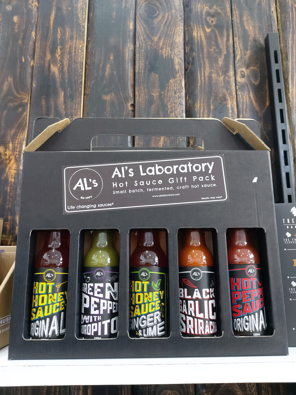 Al's laboratory Hot Sauce Gift Pack 5x150ml with Beanie